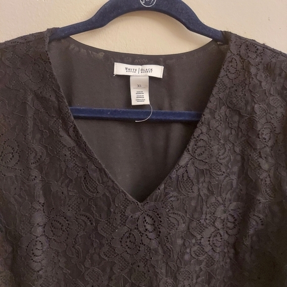 WHITE HOUSE BLACK MARKET V Neck Bell Sleeve All Over Black Lace Top - Picture 3 of 9